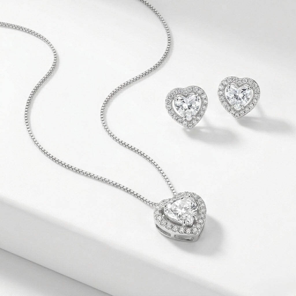 Conjunto Coração Cravejado Zircônia Cristal em Prata 925