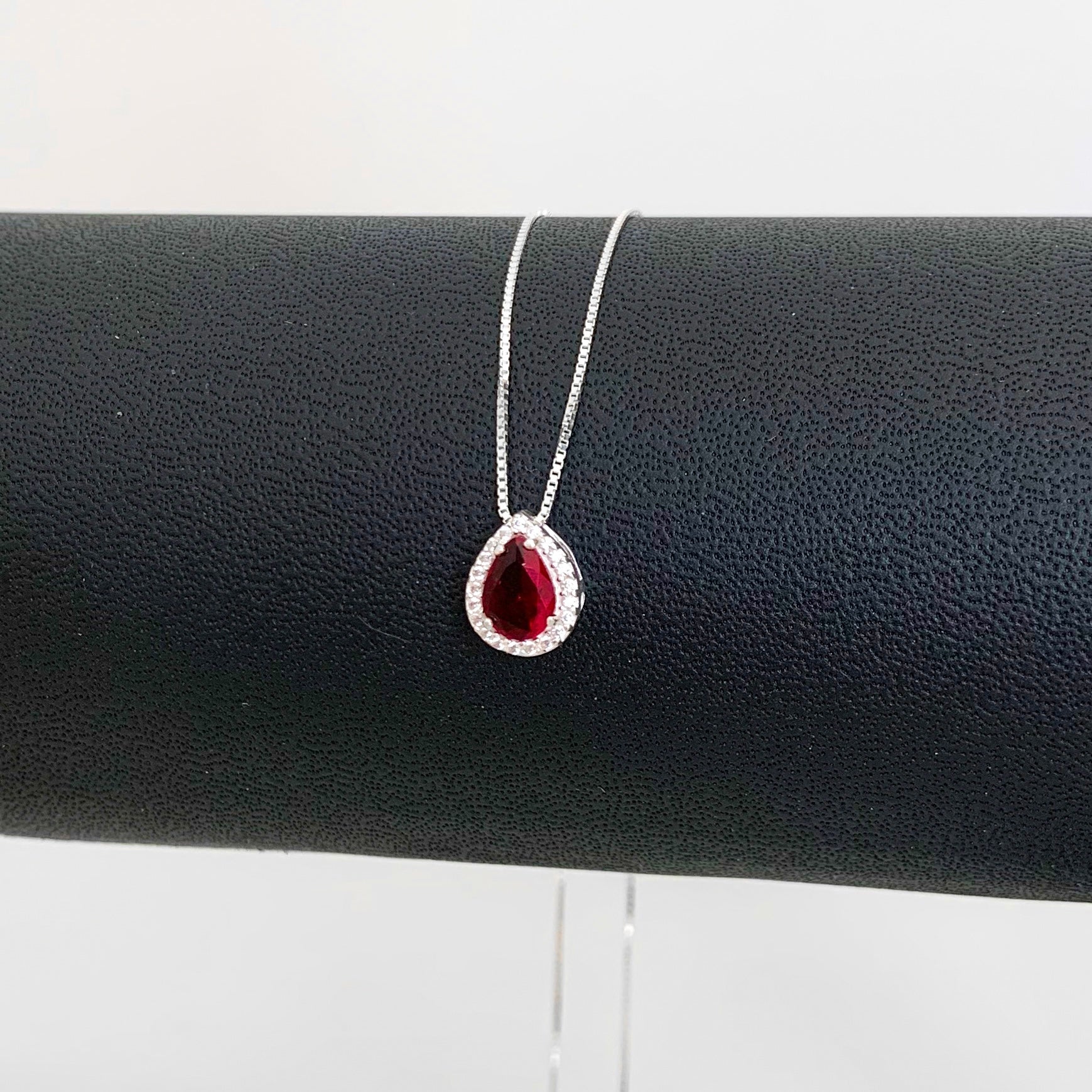 Colar Feminino Gota Cravejada Zircônia Rubi Prata 925