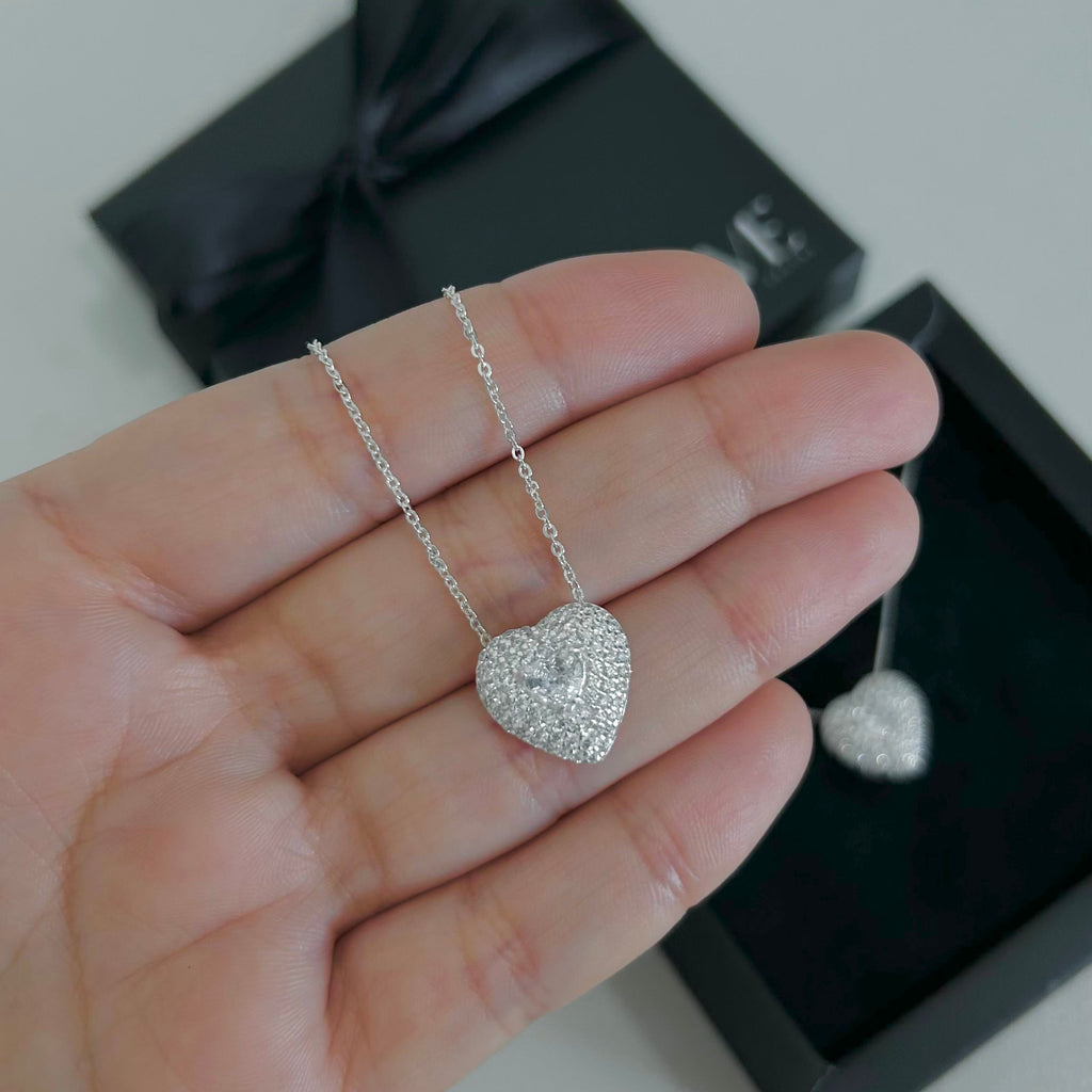Colar Feminino Luxo Ponto de Luz Coração com Micro Zircônias Prata 925