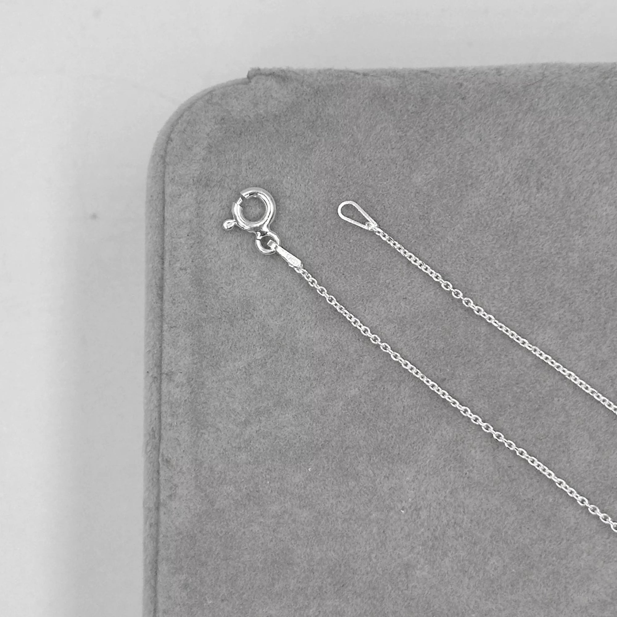 Colar Feminino Luxo Ponto de Luz Coração com Micro Zircônias Prata 925