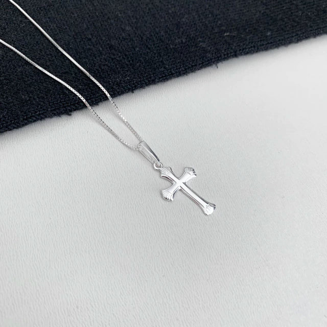 Colar Masculino Pingente Cruz Detalhada Prata 925