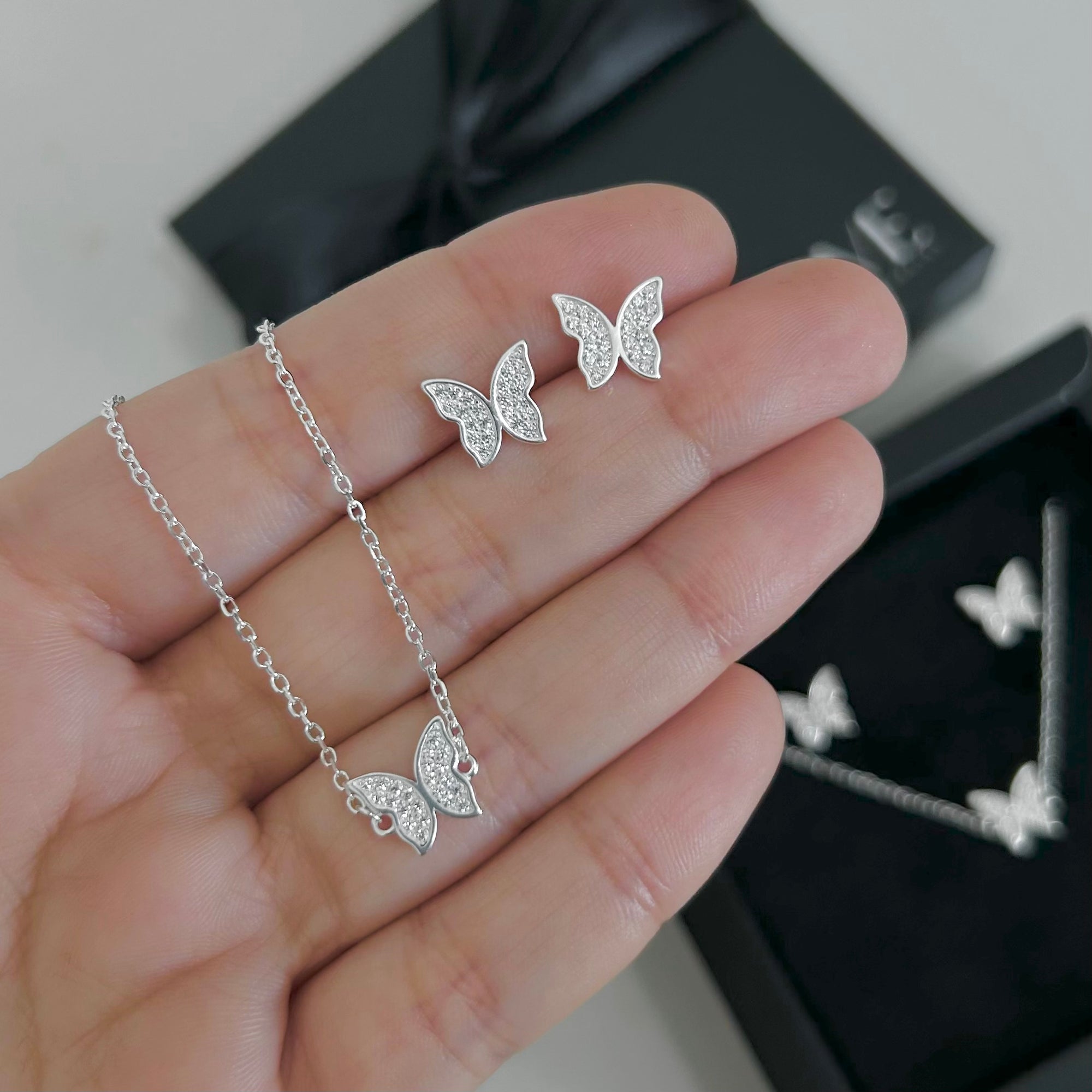Conjunto Feminino Borboleta Cravejada Luxo Prata 925