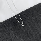 Colar Feminino Mini Lua Cravejada Prata 925